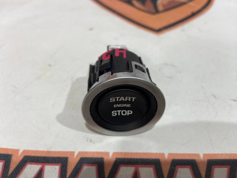 LR070381 Start/Stop Button Land Rover Discovery 5, Range Rover Sport L494, Range Rover Velar Used cost 30 € in stock 9 pcs.