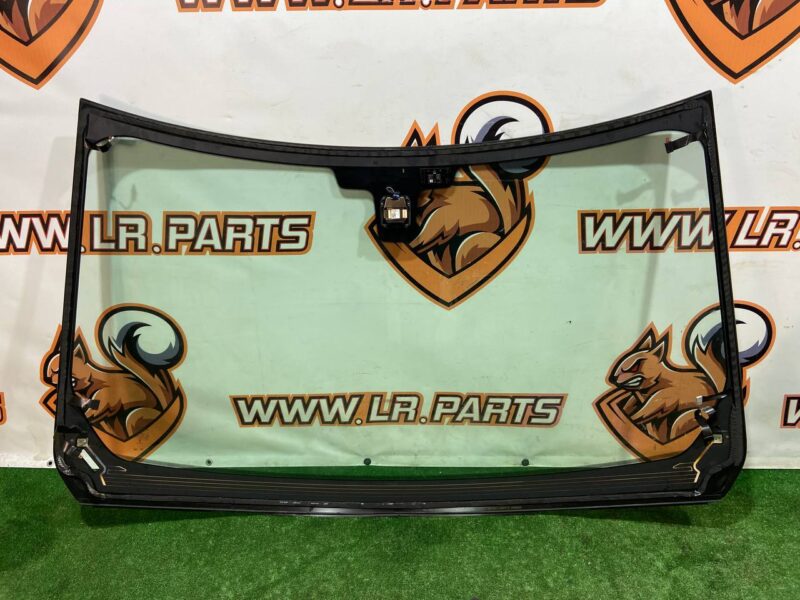 LR086060 Windshield for Range Rover L405 (2013-2021) Used cost 300 € in stock 1 pcs.