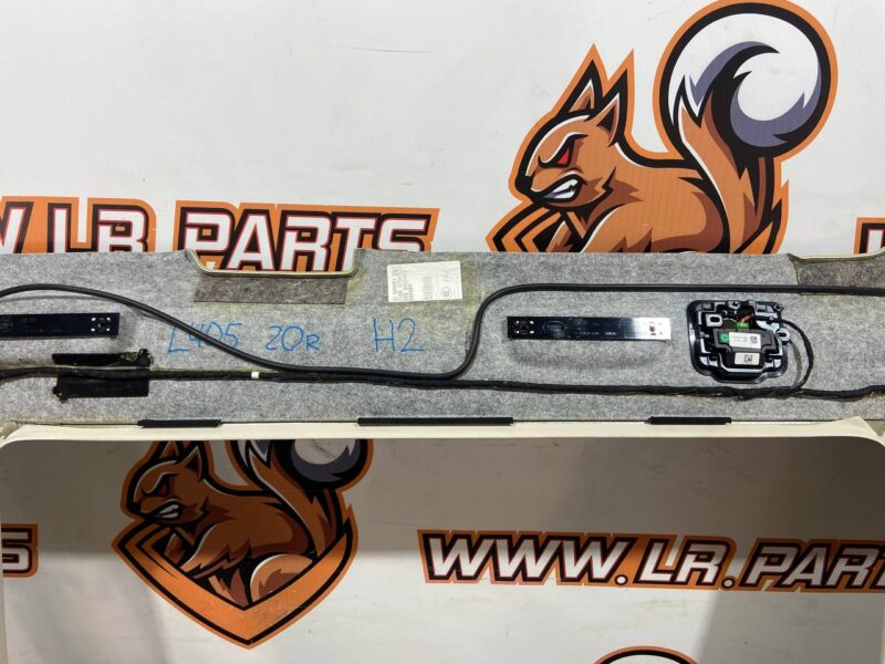 LR086102 Headliner Range Rover L405 (2013-2021) used cost 750 € in stock 1 pcs.