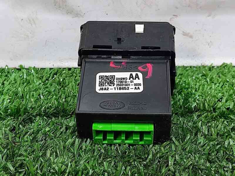 LR091207 Switch backlight adjustment Range Rover Velar L560 (2018-) Used cost 30 € in stock 1 pcs.