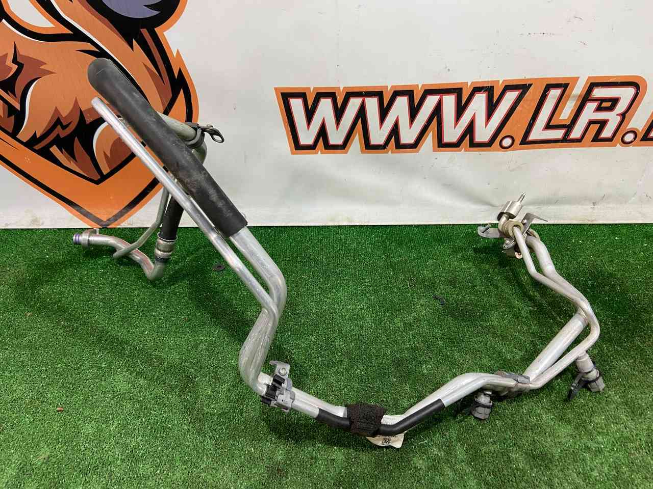 LR091465 Air conditioning pipe Range Rover Velar L560 (2018-) Used cost 125 € in stock 1 pcs.