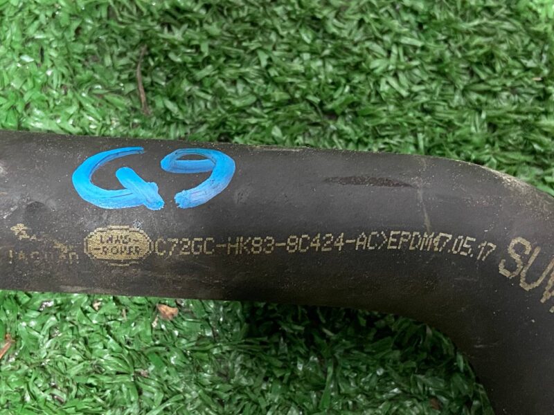 LR091815 Radiator Hose 2.0TD Range Rover Velar L560 (2018-) Used cost 10 € in stock 6 pcs.