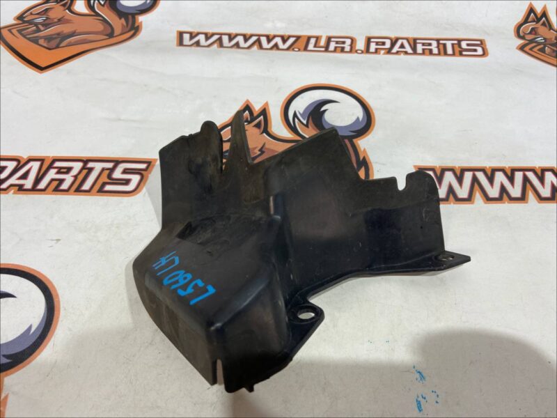 LR092685 Air deflector left Range Rover Velar L560 Used cost 25 € in stock 2 pcs.