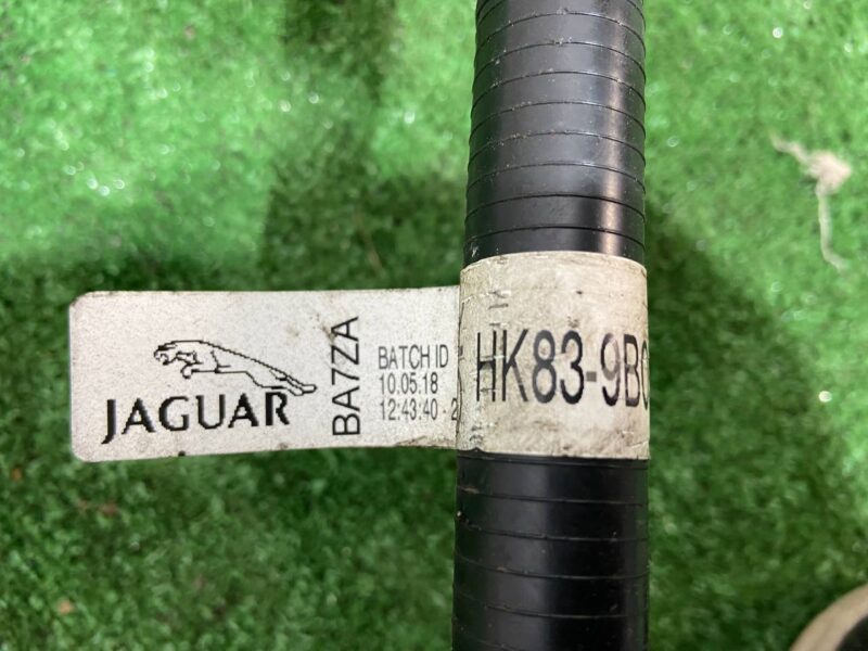 LR092974 Steam pipe Range Rover Velar L560 (2018-) Used cost 30 € in stock 2 pcs.
