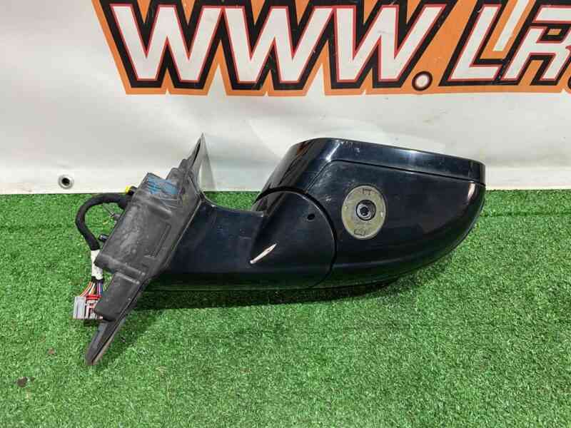 LR093143 Exterior right mirror dead zones RANGE ROVER VELAR (L560) Used cost 500 € in stock 1 pcs.