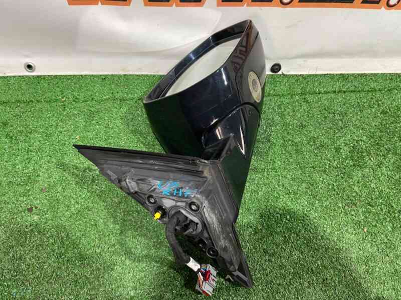 LR093143 Exterior right mirror dead zones RANGE ROVER VELAR (L560) Used cost 500 € in stock 1 pcs.