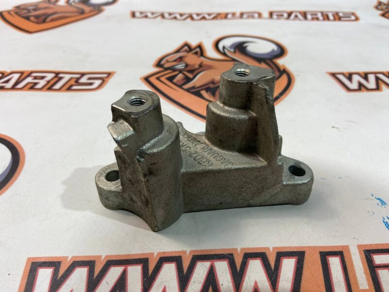 LR114108 Exhaust pipe bracket Land Rover Discovery Sport L550 (2015-) used cost 25 € in stock 3 pcs.