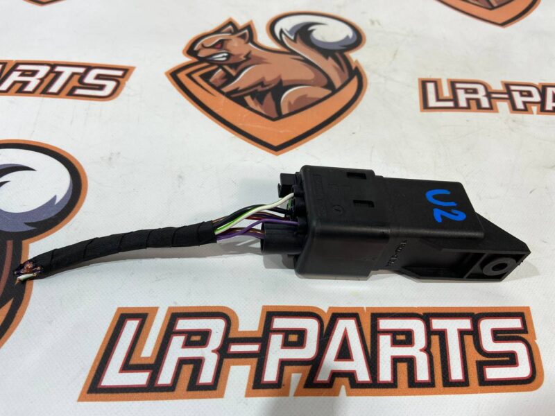 LR117592 Auxiliary heater control unit Range Rover Velar L560 Used cost 50 € in stock 4 pcs.
