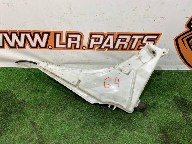 LR118191 Washer tank large Range Rover Sport L494 Used cost 100 € in stock 1 pcs.