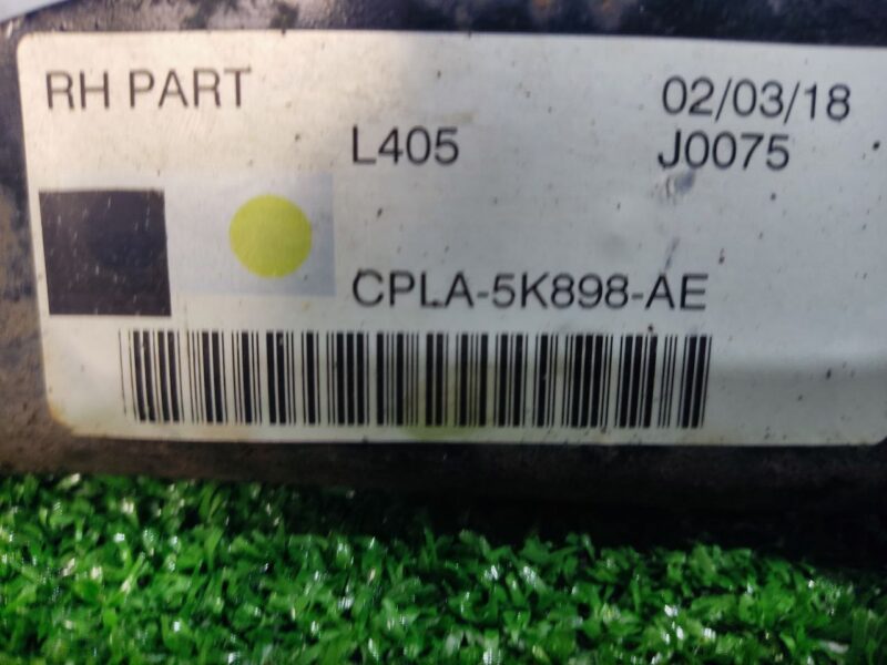 LR128794 Rear suspension arm right front lower Land Rover Discovery 5 L462 (2017-) used cost 27 € in stock 5 pcs.