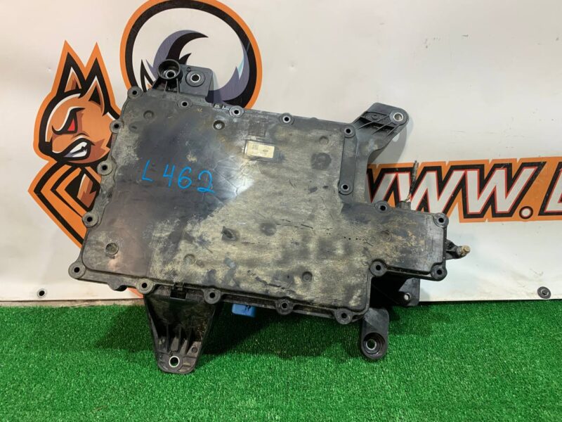 LR131043 Voltage converter Land Rover Discovery Sport L550 (2015-) Used cost 600 € in stock 1 pcs.