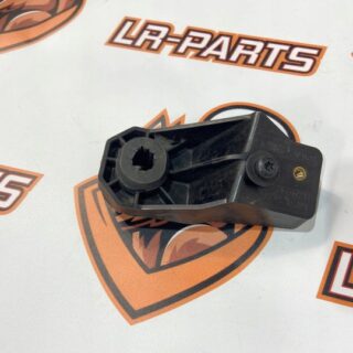 LR134917 Radiator bracket upper, right Range Rover Velar L560 (2018-) Used cost 25 € in stock 1 pcs.