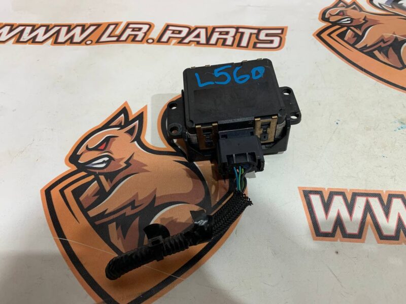 LR140939 Cruise control sensor front Range Rover Velar L560 (2018-) used cost 700 € in stock 1 pcs.