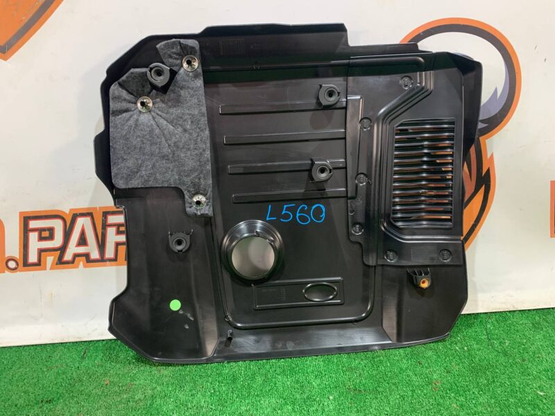 LR141299 Engine cover 2.0 D decorative Range Rover Velar L560 (2018-) used cost 100 € in stock 2 pcs.