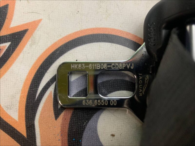 541123628PVJ Front right seat belt Range Rover Velar L560 (2018-) Used cost 150 € in stock 2 pcs.