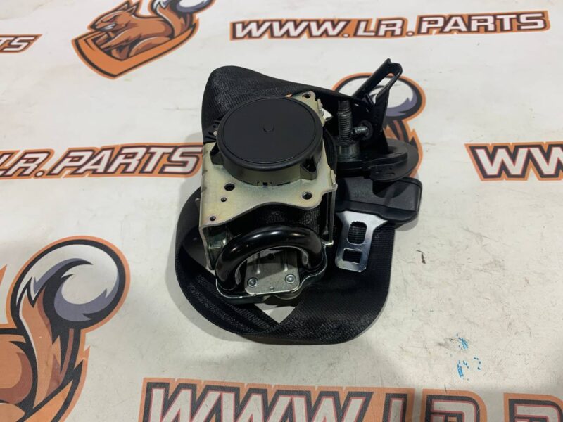 541123629PVJ Front left seat belt Range Rover Velar L560 (2018-) USED cost 150 € in stock 1 pcs.