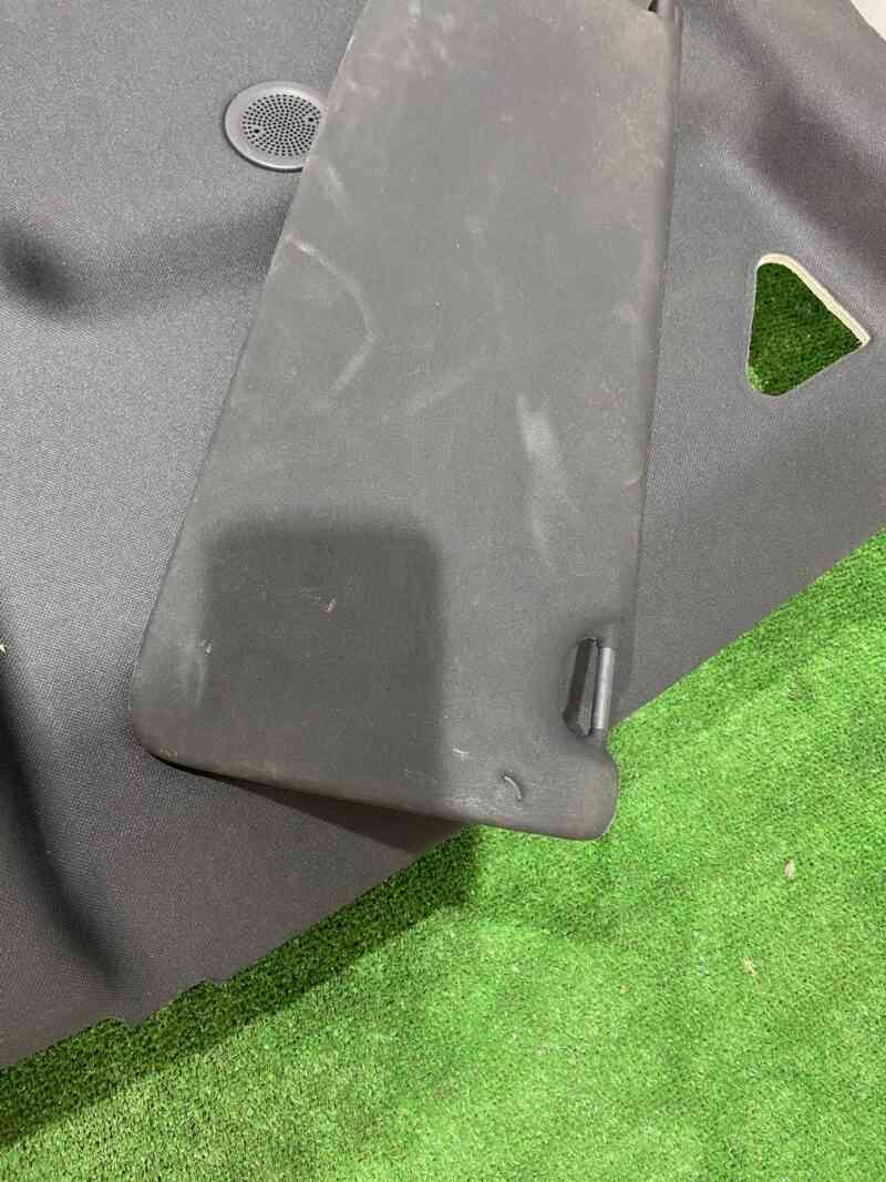 LR145151 Used headlining Land Rover Discovery Sport L550 (2015-) cost 700 € in stock 1 pcs.