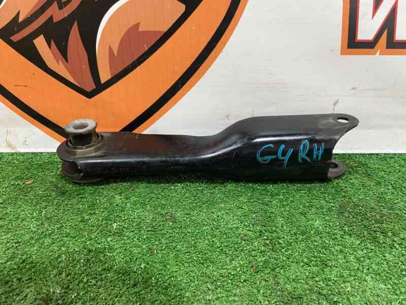 LR163128 Rear Suspension Arm Right Front Lower Range Rover L405 (2013-2021) Used cost 30 € in stock 5 pcs.