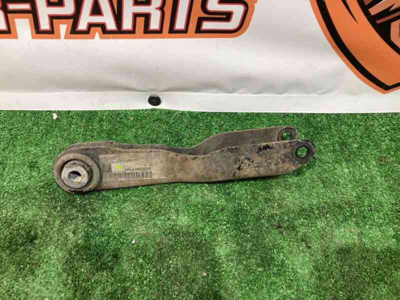LR163134 Rear Suspension Arm Left Front lower Range Rover L405 (2013-2021) Used cost 30 € in stock 5 pcs.