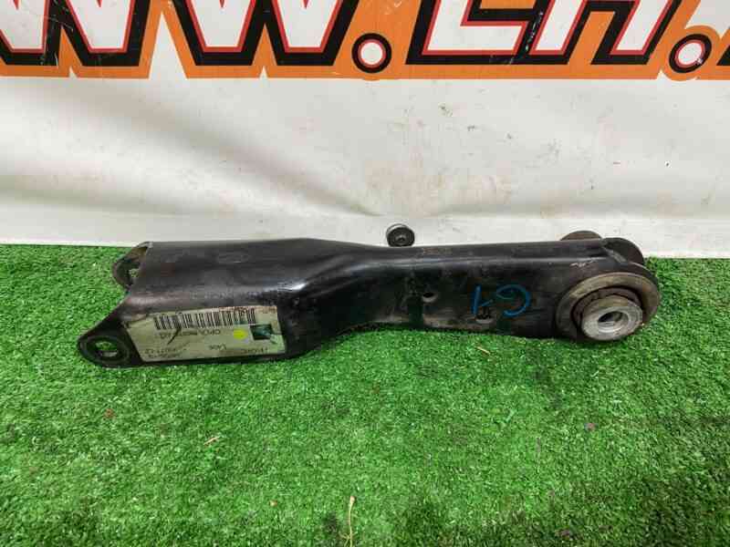 LR163134 Rear Suspension Arm Left Front lower Range Rover L405 (2013-2021) Used cost 30 € in stock 5 pcs.