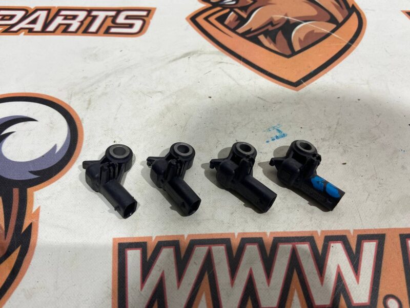 T2H2790 Front Impact sensor Jaguar F-Pace Used cost 30 € in stock 9 pcs.