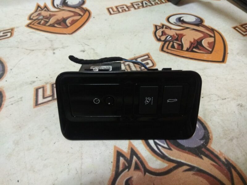 T2H3240 Used JAGUAR XF lighting control unit cost 50 € in stock 1 pcs.