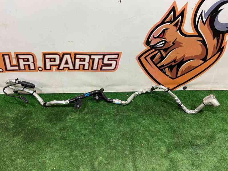 T2H45793 Branch pipe to the upper nozzle Jaguar F-Pace X761 (2017-) used cost 70 € in stock 4 pcs.