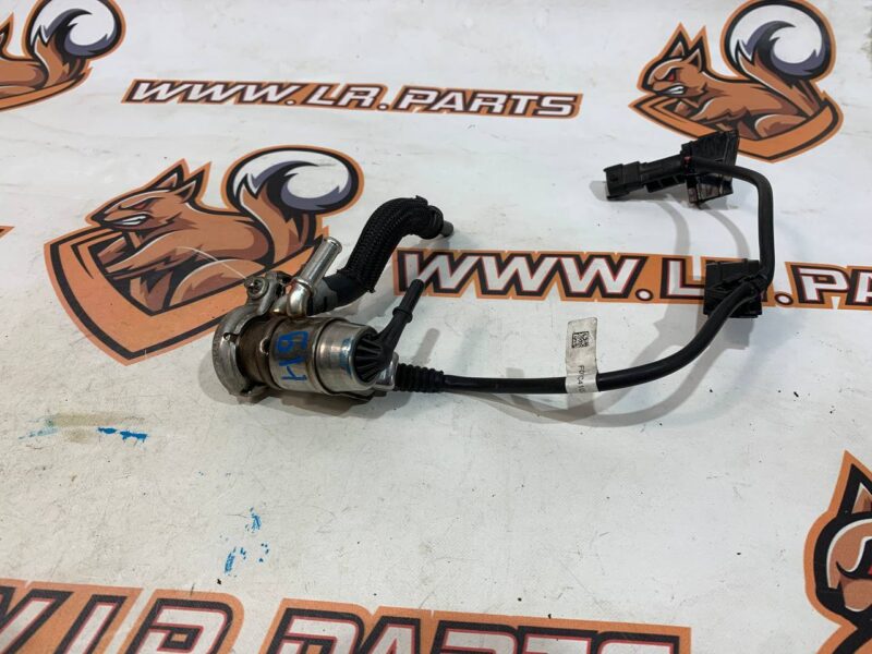 T2H46010 Upper Adblue injector Jaguar F-Pace X761 (2017-) Used cost 150 € in stock 5 pcs.