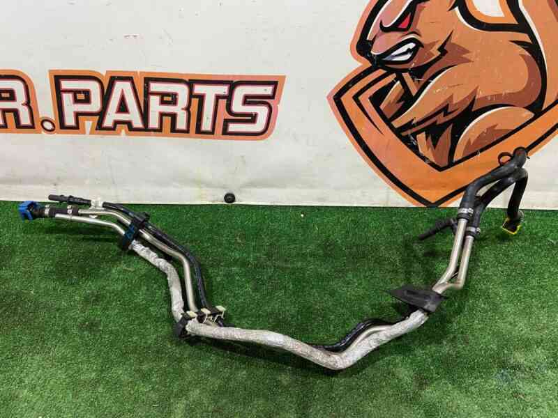 T2H46555 Fuel pipe Jaguar F-Pace X761 (2017-) used cost 45 € in stock 2 pcs.