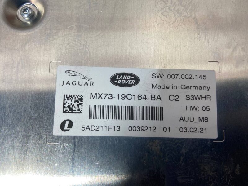 T2H49961 Jaguar F-Pace X761 Audio System Amplifier (2017-) used cost 480 € in stock 2 pcs.