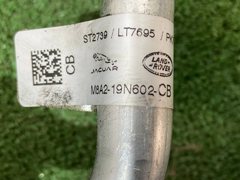 T2H51428 Air conditioning hose Jaguar F-Pace X761 (2017-) Used cost 70 € in stock 3 pcs.