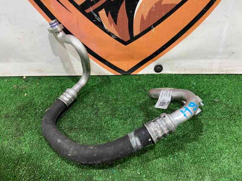 T2H51428 Air conditioning hose Jaguar F-Pace X761 (2017-) Used cost 70 € in stock 3 pcs.