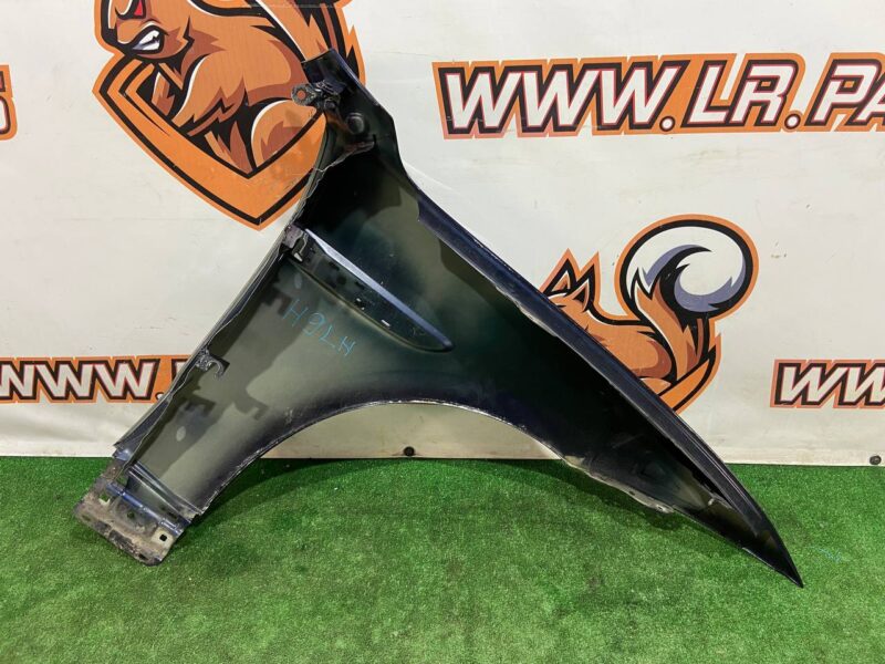 T4A1652 Fender front left Jaguar F-Pace X761 (2017-) used cost 350 € in stock 1 pcs.