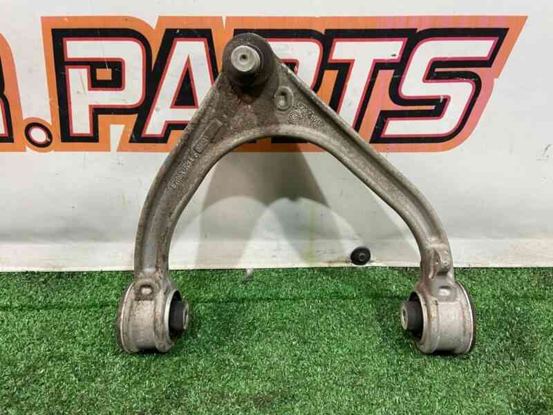 T4A27474 Lever front right upper Jaguar I-Pace (2018-) used cost 180 € in stock 1 pcs.