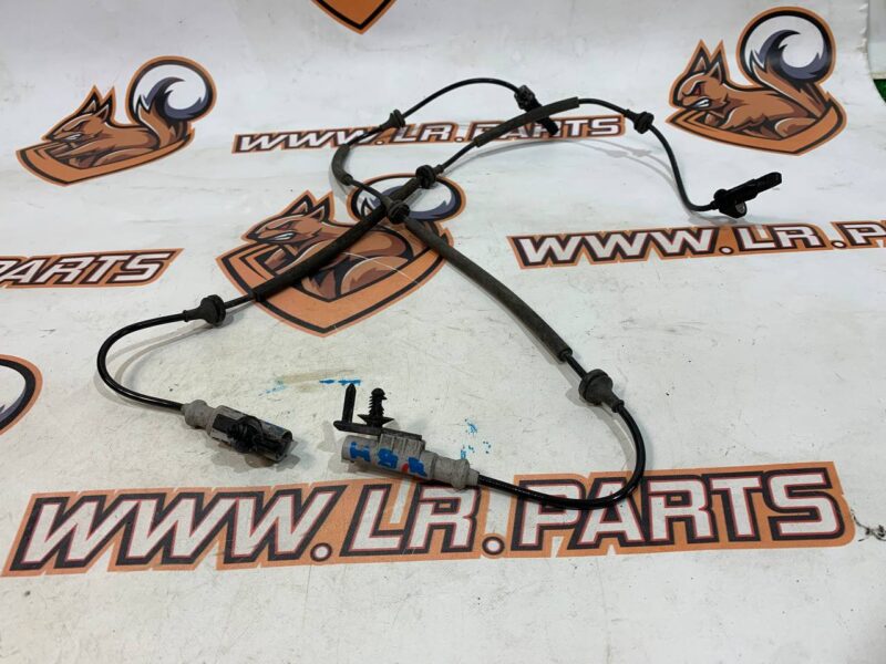 T4A30811 Rear ABS sensor Jaguar F-Pace X761 (2017-) Used cost 50 € in stock 5 pcs.