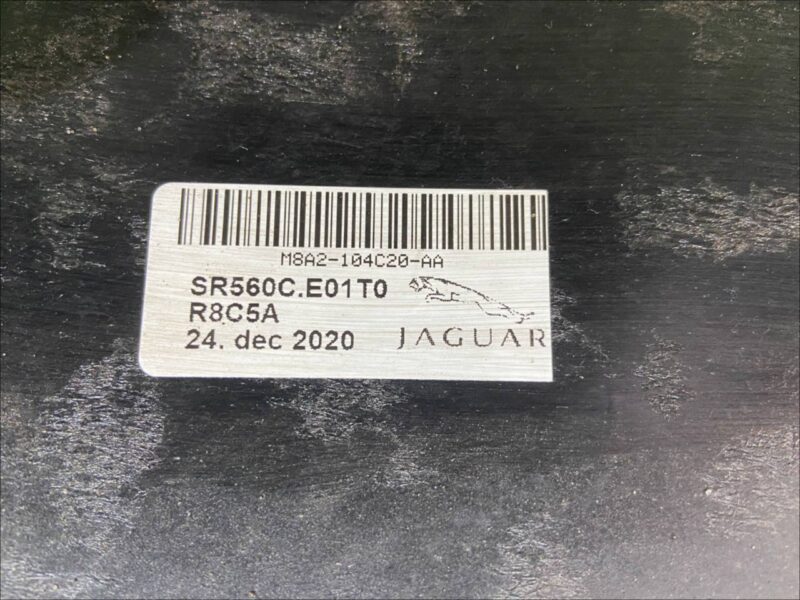 T4A36027 Underbody protection right Jaguar F-Pace X761 (2017-) used cost 250 € in stock 1 pcs.