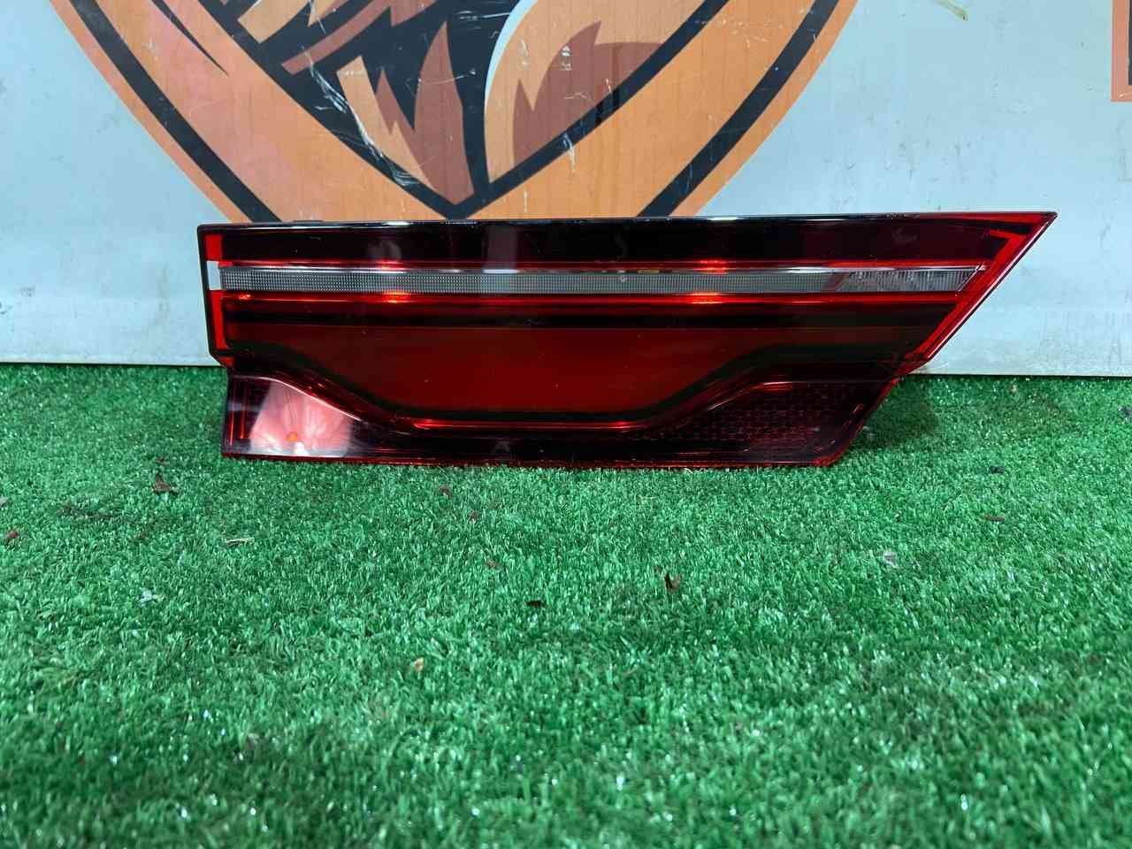 T4A36236 Left rear taillight on the trunk lid 2021- Jaguar F-Pace X761 (2017-) Used cost 250 € in stock 1 pcs.