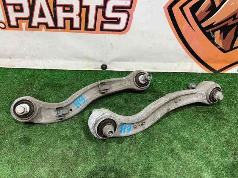 T4A37109 Rear left/right upper lever Jaguar F-Pace X761 (2017-) USED cost 75 € in stock 6 pcs.