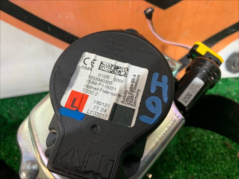 T4A38297PVJ Seat belt front left Jaguar F-Pace X761 (2017-) used cost 120 € in stock 2 pcs.