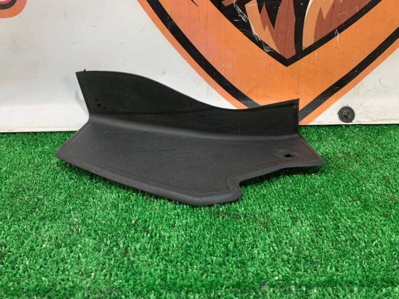 T4A38531 Rear door panel cover left Jaguar F-Pace X761 (2017-) used cost 15 € in stock 1 pcs.
