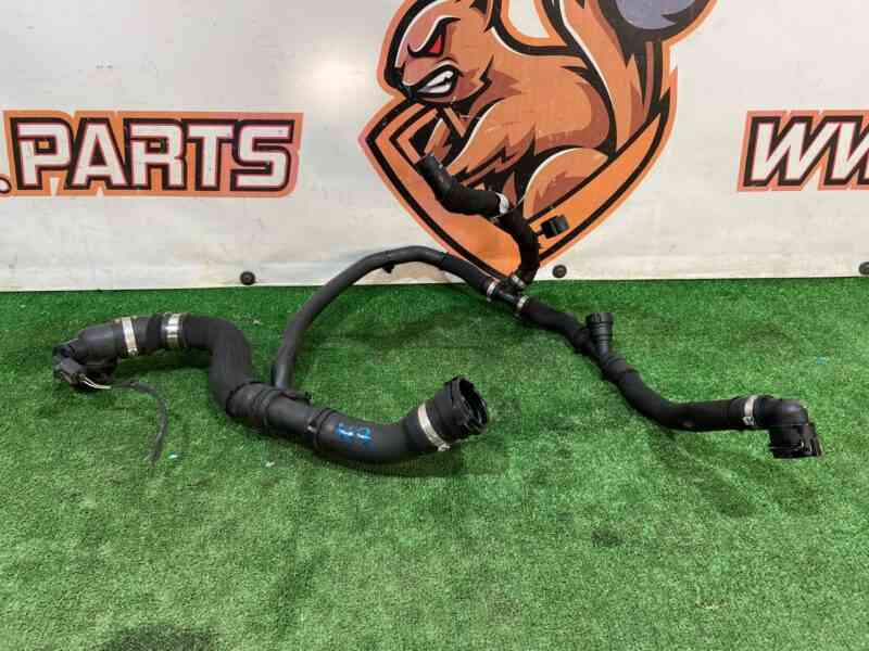 T4A38569 Lower radiator pipe Jaguar F-Pace X761 (2017-) USED cost 100 € in stock 4 pcs.