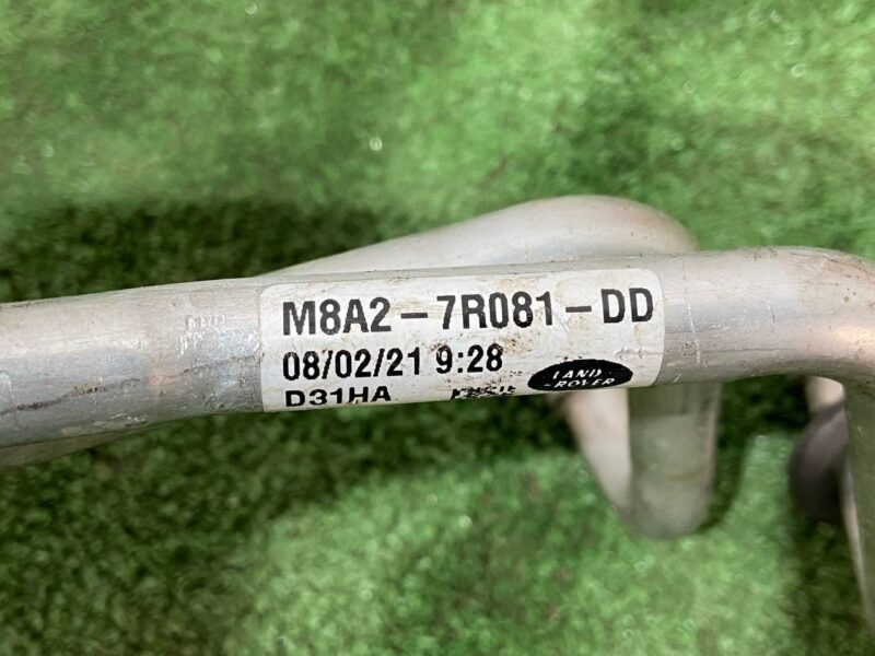 T4A38688 Oil cooler pipe Jaguar F-Pace X761 (2017-) Used cost 75 € in stock 2 pcs.