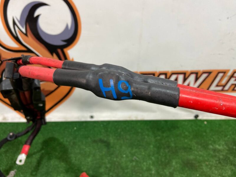 T4A40522 Battery cable Jaguar F-Pace X761 (2017-) USED cost 200 € in stock 2 pcs.