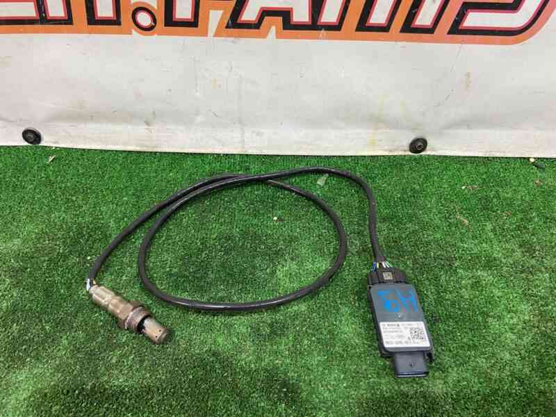 T4A40839 Nitrogen oxide sensor upper Jaguar F-Pace X761 (2017-) Used cost 250 € in stock 7 pcs.