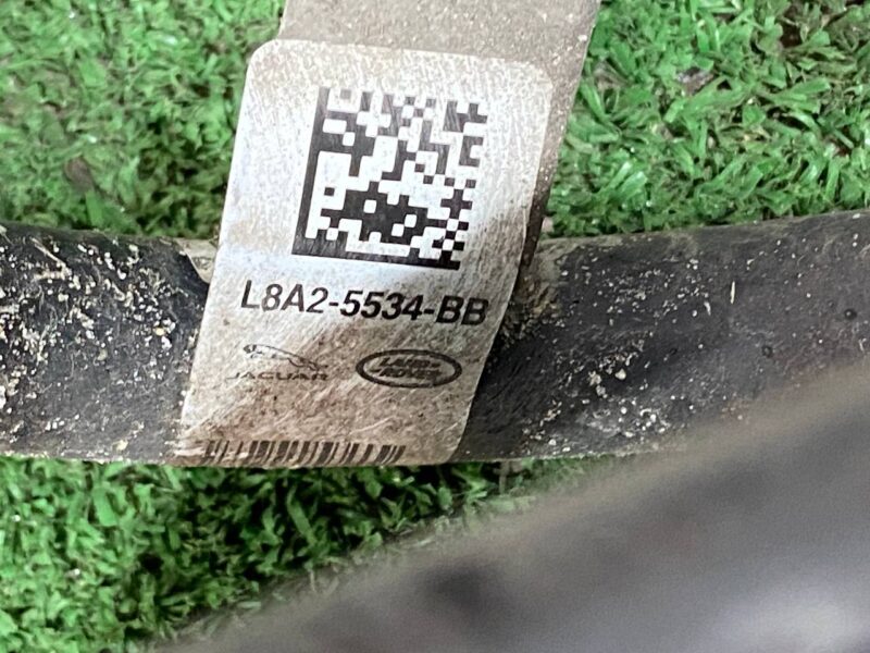 T4A42718 Rear spring Jaguar F-Pace X761 (2017-) used cost 60 € in stock 1 pcs.