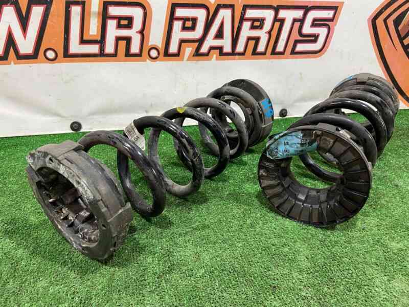 T4A42718 Rear spring Jaguar F-Pace X761 (2017-) used cost 60 € in stock 1 pcs.