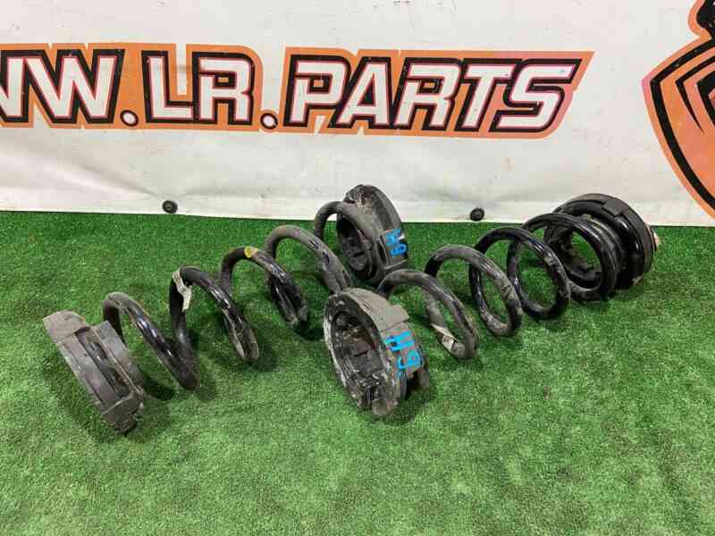 T4A42718 Rear spring Jaguar F-Pace X761 (2017-) used cost 60 € in stock 1 pcs.