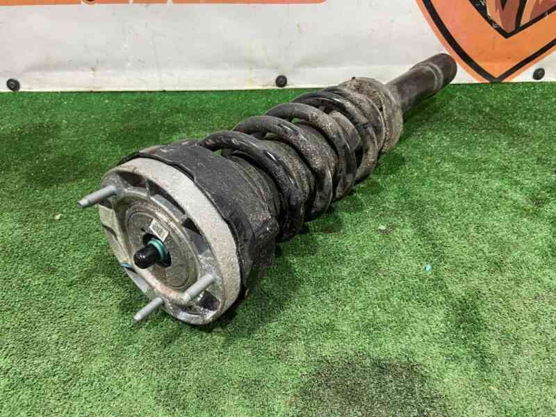 T4A42730 Front shock absorber assembly Jaguar F-Pace X761 (2017-) USED cost 275 € in stock 3 pcs.