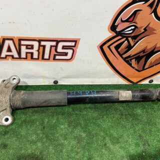 T4A42733 Rear shock absorber not adaptive 2021- Jaguar F-Pace X761 (2017-) Used cost 150 € in stock 3 pcs.