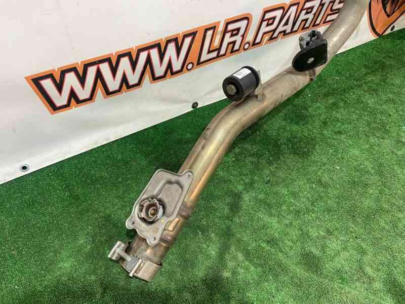 T4A43978 Muffler 2.0 D rear Jaguar F-Pace X761 (2017-) Used cost 400 € in stock 6 pcs.